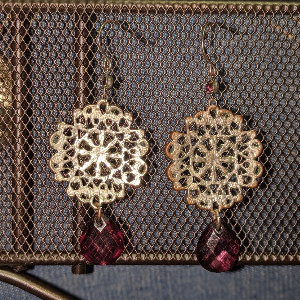 Silver Etched Earrings with Amethyst Bead - Picture 4 of 4